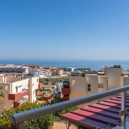 Cozy With Sea Views In Apartment Benalmadena