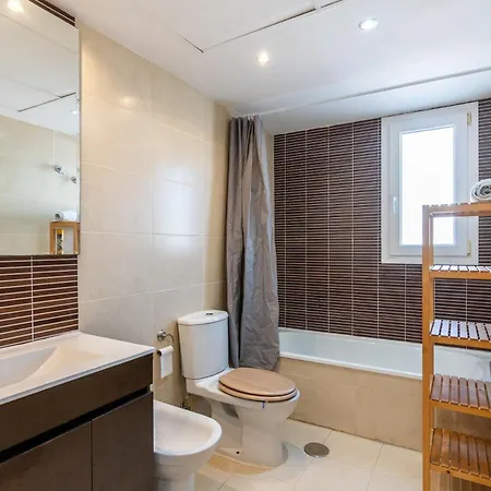 Cozy With Sea Views In Appartamento *